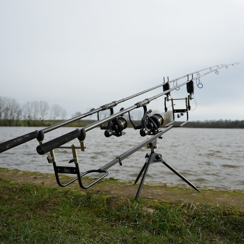 CARP'O 2 CANNES ACIER B4