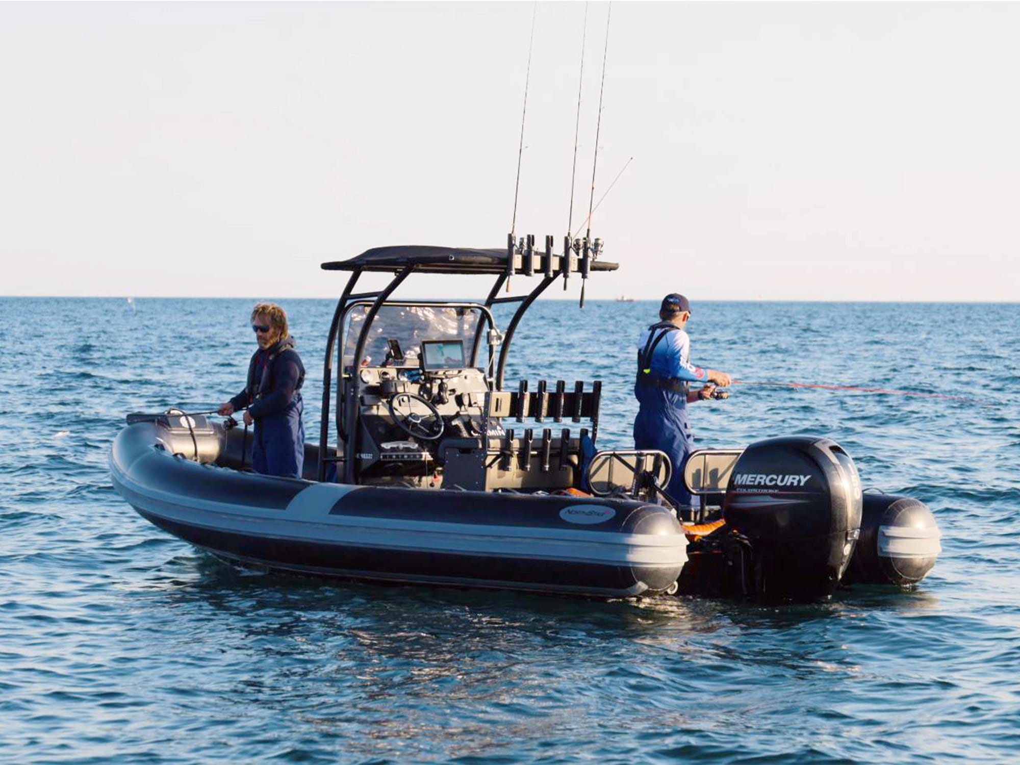 bateau de peche big game