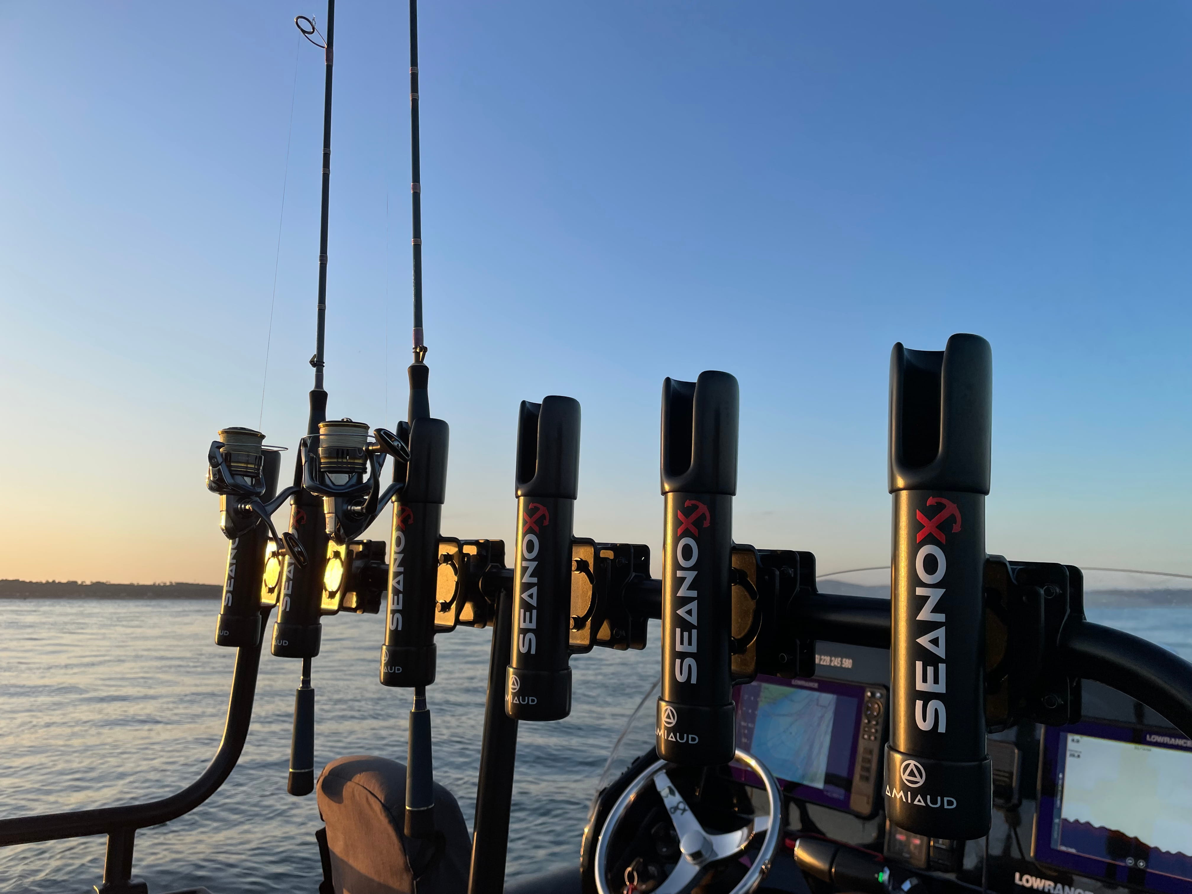 Fixation bateau SEANOX : comment bien fixer ses porte-cannes et équipements ?